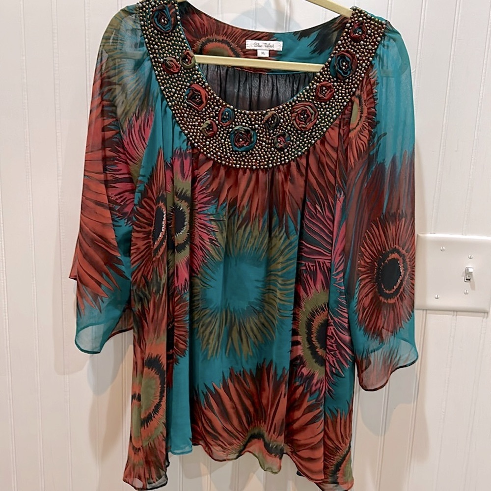 Blue Velvet Brand  Beaded Top Size XL